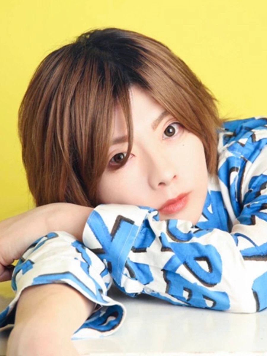 成宮疾風（クール系）・HANG OVER -ALBA-所属のホスト写真