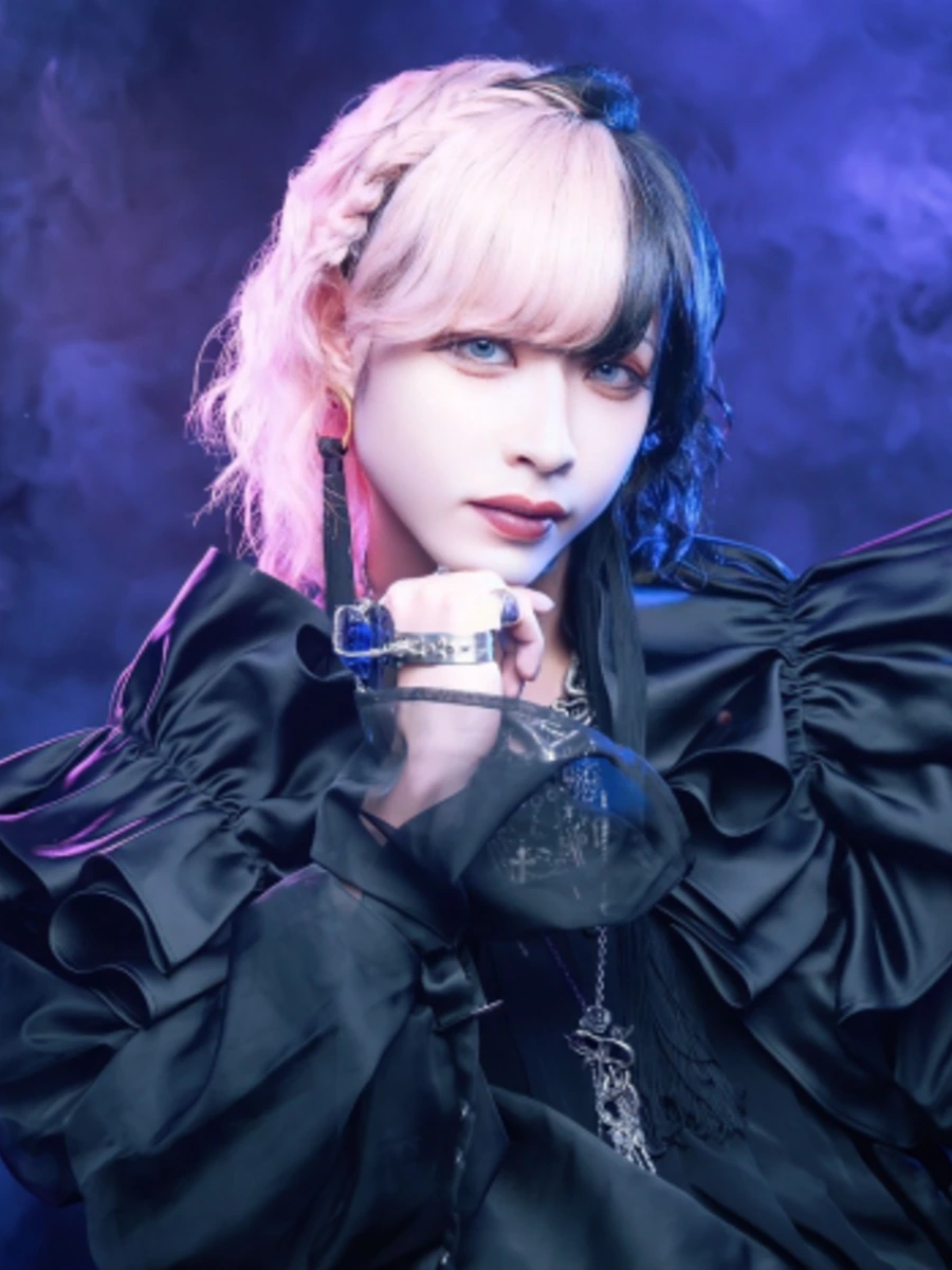 四條ヤチヨ・Blue Rose所属のホスト写真