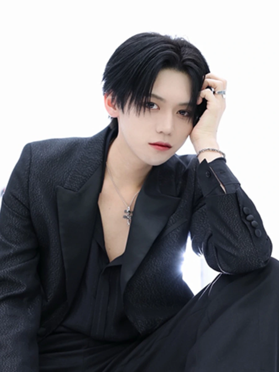 志龍くろむ・TOP DANDY所属のホスト写真