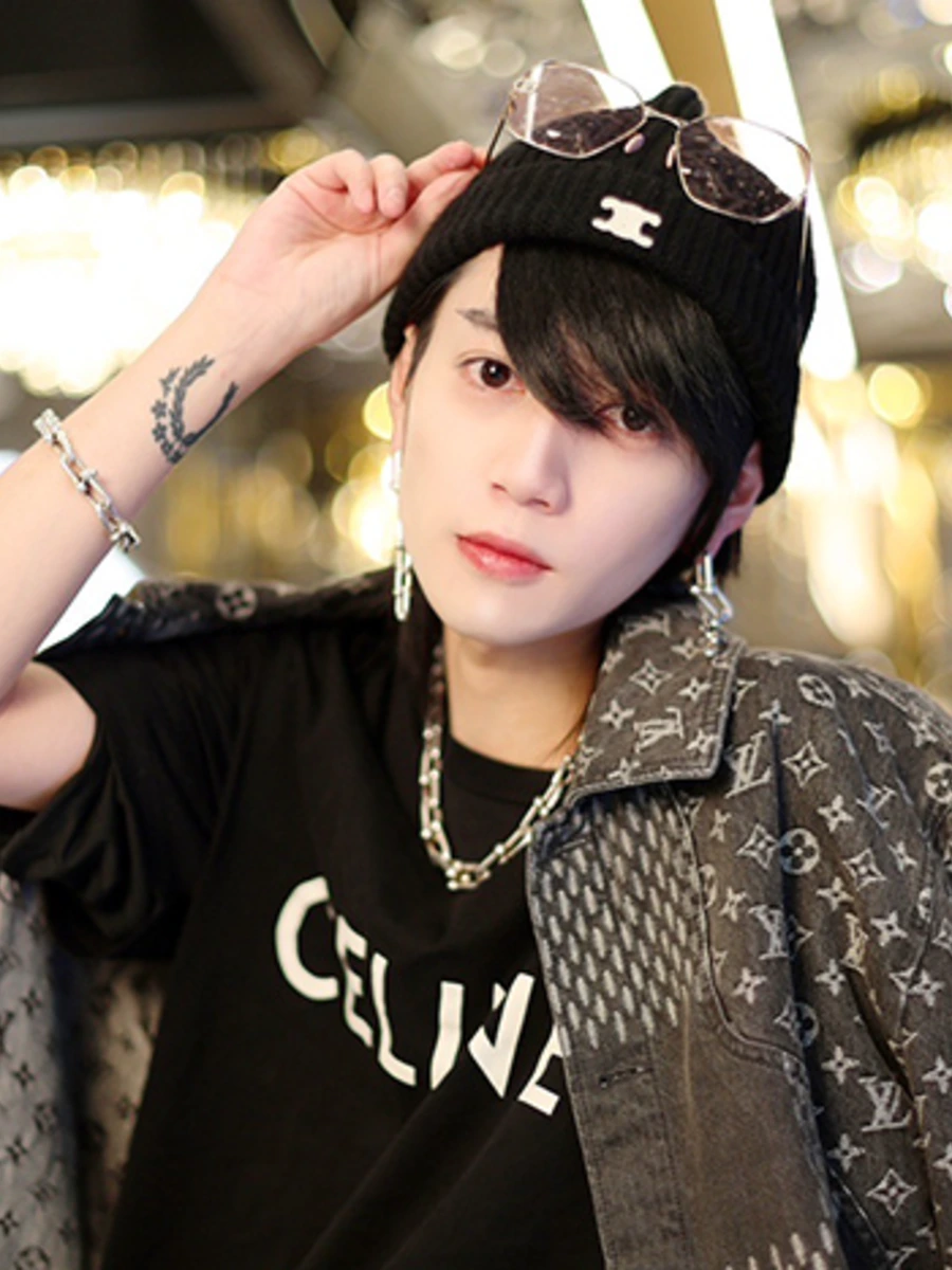 八神詩音・SINCE YOU... -Day'z本店-所属のホスト写真