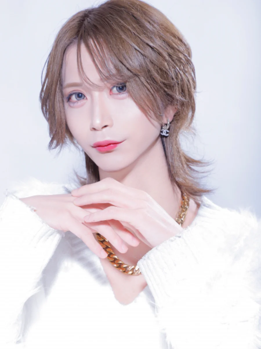 蘭道ハク・ACQUA FUKUOKA所属のホスト写真