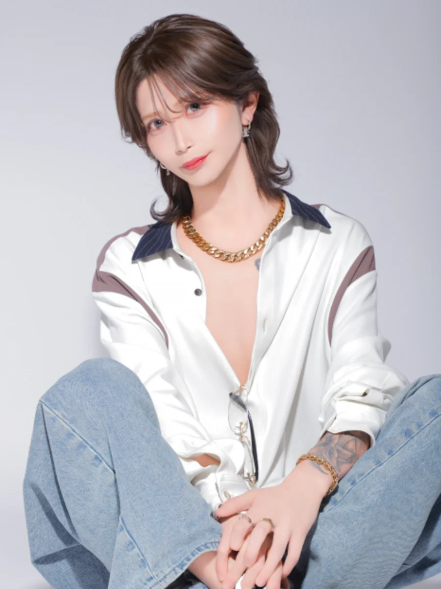 蘭道ハク・ACQUA FUKUOKA所属のホスト写真