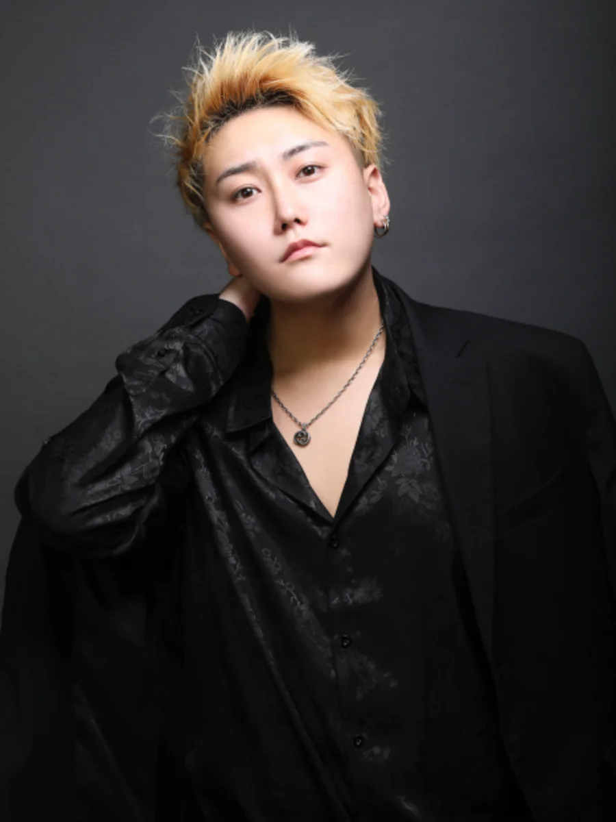 黒咲飛翔（癒し系）・ACQUA-RED所属のホスト写真