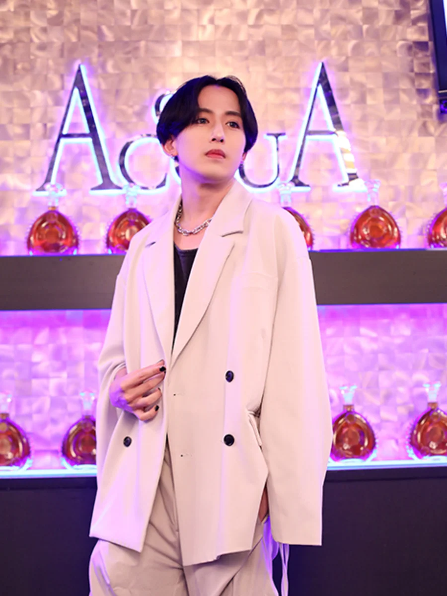 音羽(クール系)・ACQUA -SAGA-所属のホスト写真