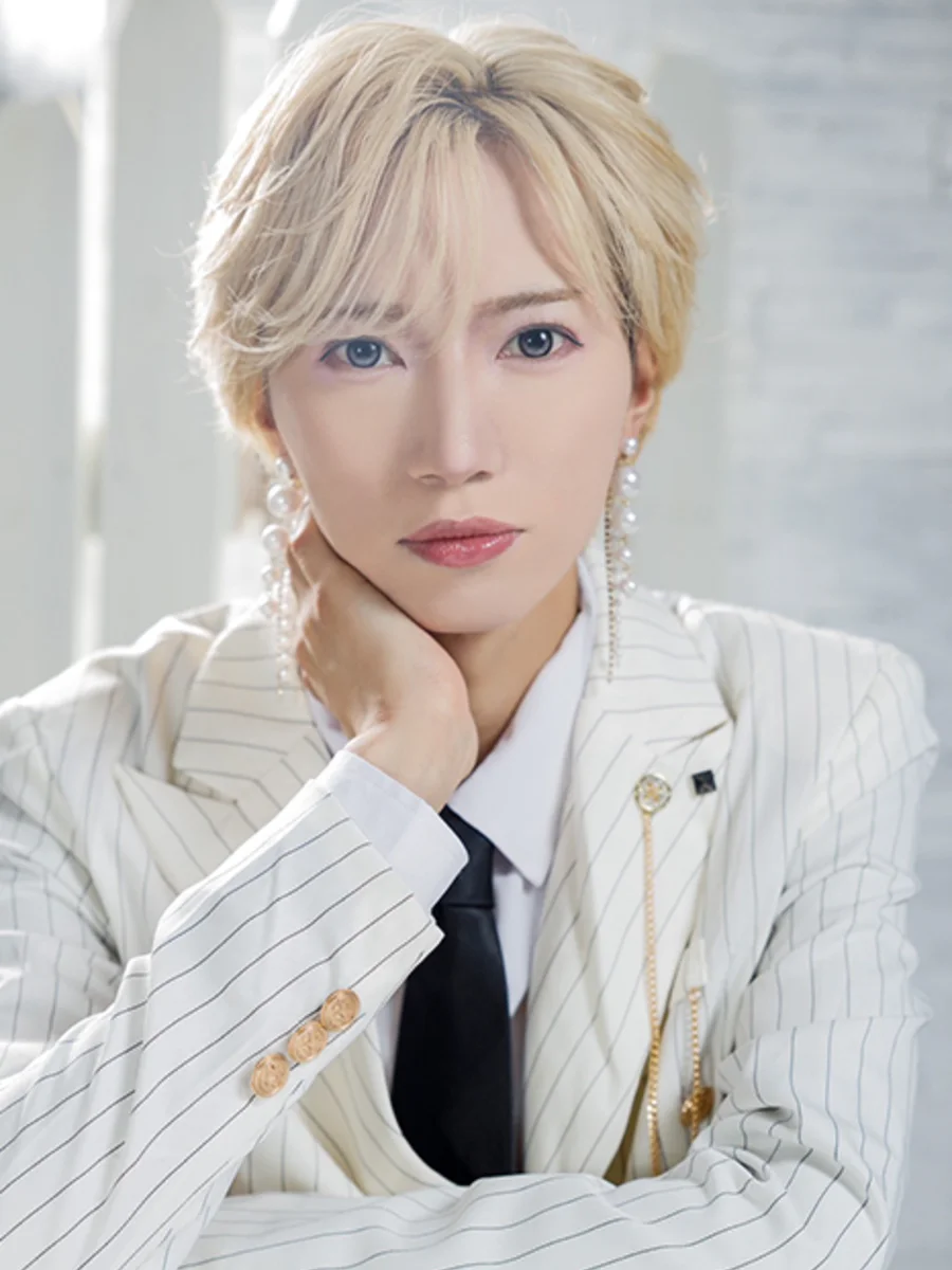 ヨハン・BLUE所属のホスト写真
