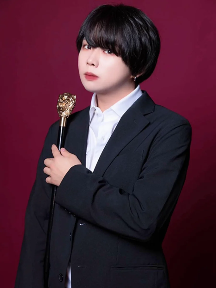 てる・CANDYS GOD所属のホスト写真