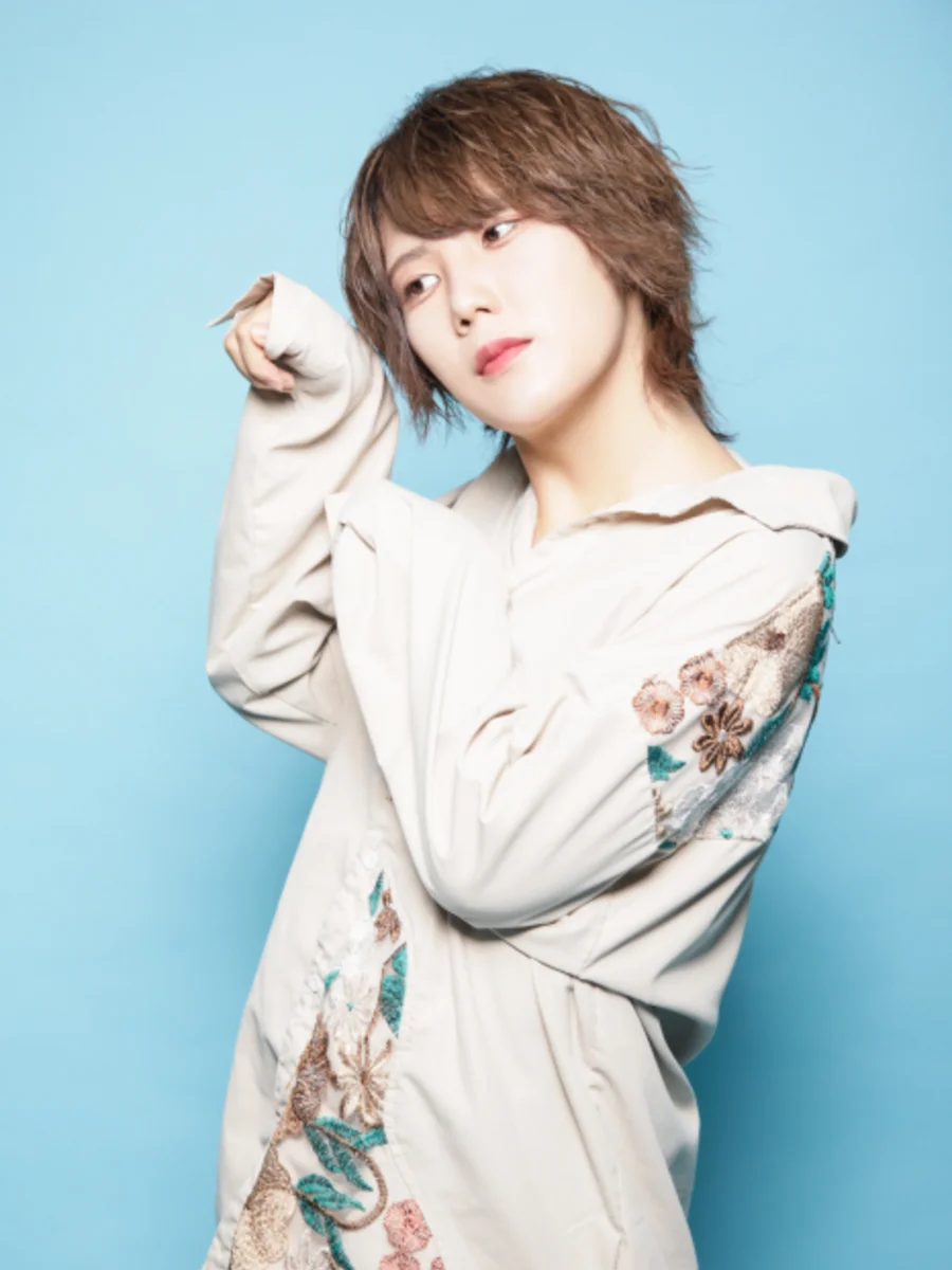 泉黄みよ・Emma所属のホスト写真
