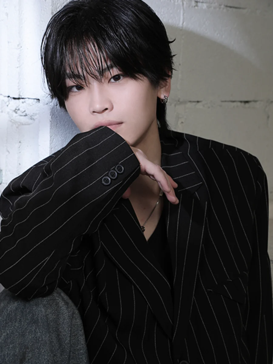 黒羽快斗・PINK所属のホスト写真