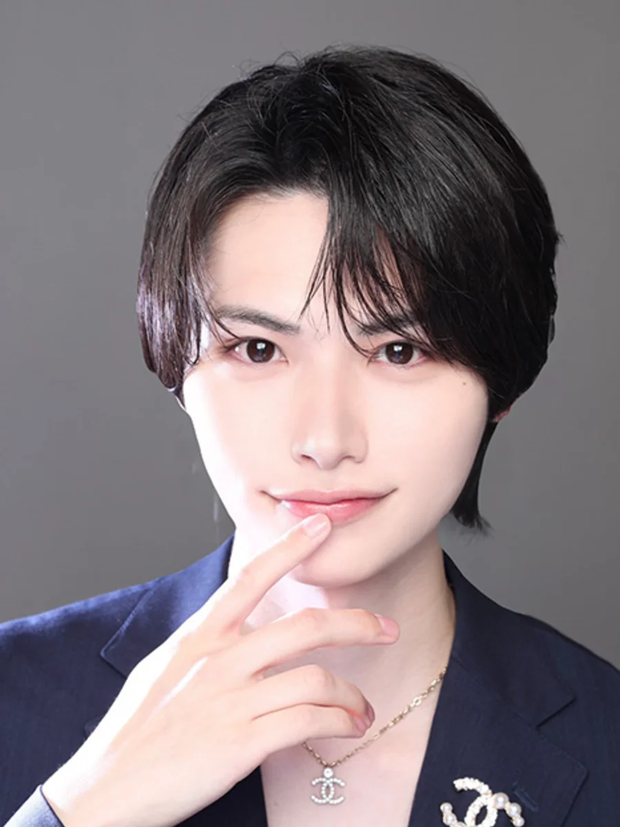 豪鬼・Re:BORN所属のホスト写真