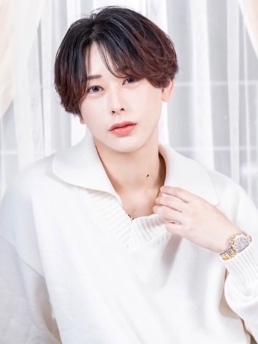 珀・SOLO所属のホスト写真