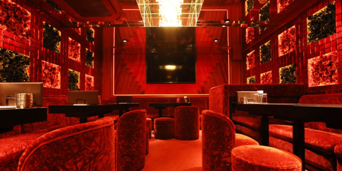 HANG OVER（歌舞伎町・Goo group）店舗写真