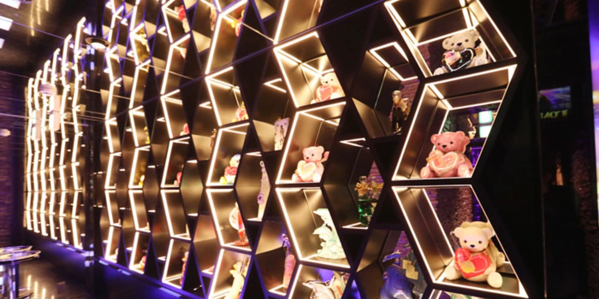 HANG OVER（歌舞伎町・Goo group）店舗写真