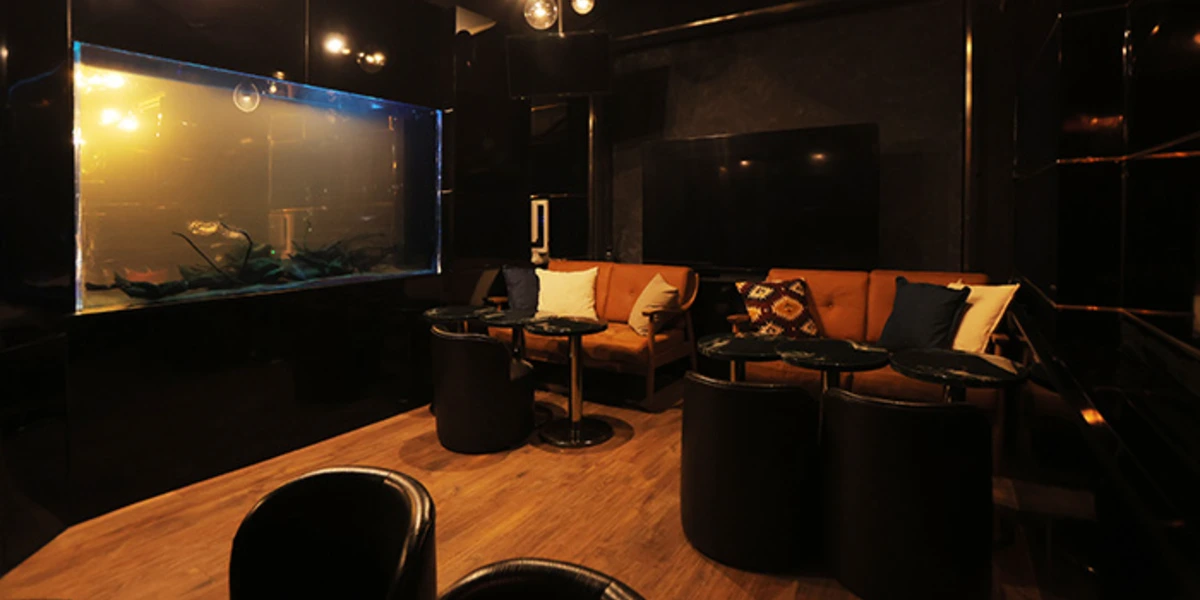 OPUST(歌舞伎町・Smappa!Group)店舗写真
