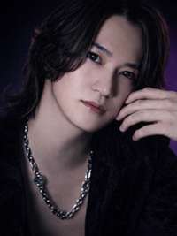 美神 月